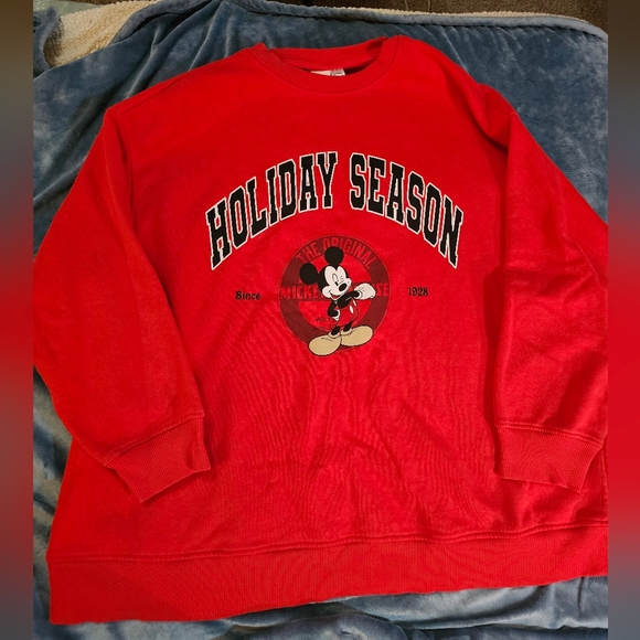 H&M Oversiez Womens Red Holiday Season Mickey Mouse Disney Sweater Size Large - Picture 8 of 14